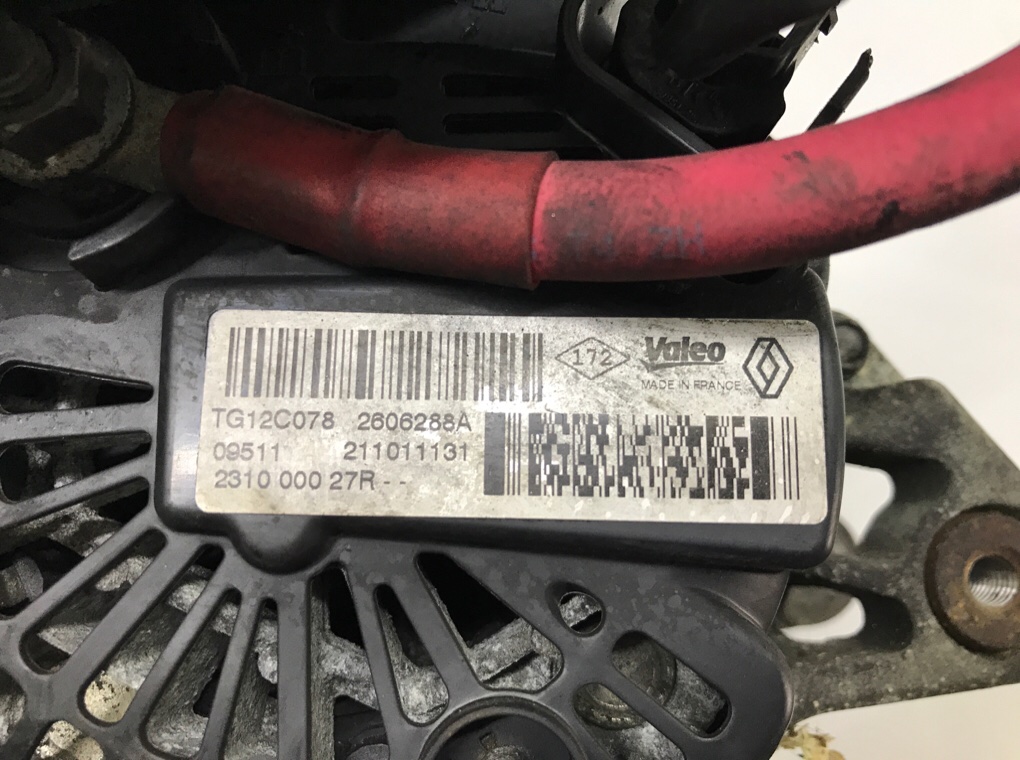 Генератор бу для Renault Megane 3 1.5 DCi,  2012 г.