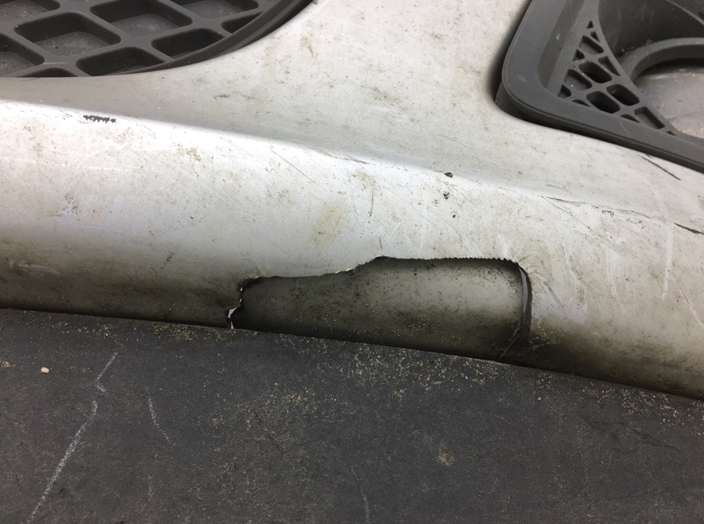 Бампер передний бу для Ford Fiesta 5 1.3 i,  2007 г.