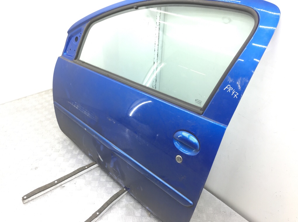 Дверь передняя левая бу для Toyota Aygo  1.0 i,  2009 г.