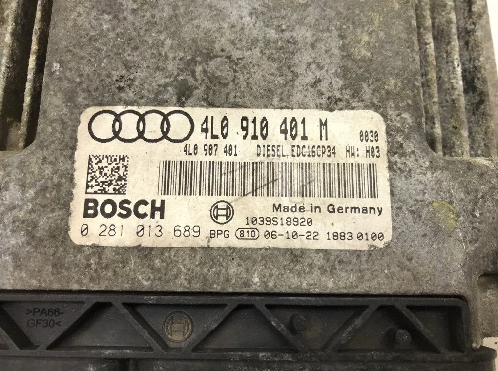Блок управления двигателем бу для Audi Q7  3.0 TDi,  2006 г.