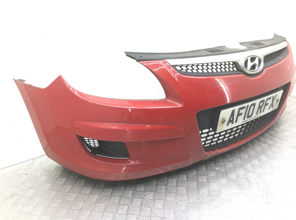 Бампер передний бу для Hyundai i30 1.4 i, 2010 г. Бампер передний бу для Hyundai i30 1.4 i, 2010 г.