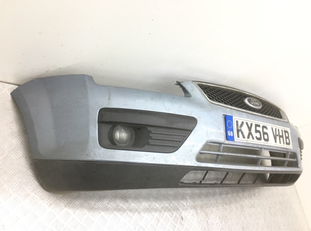 Бампер передний бу для Ford Focus 2 1.6 i,  2006 г.