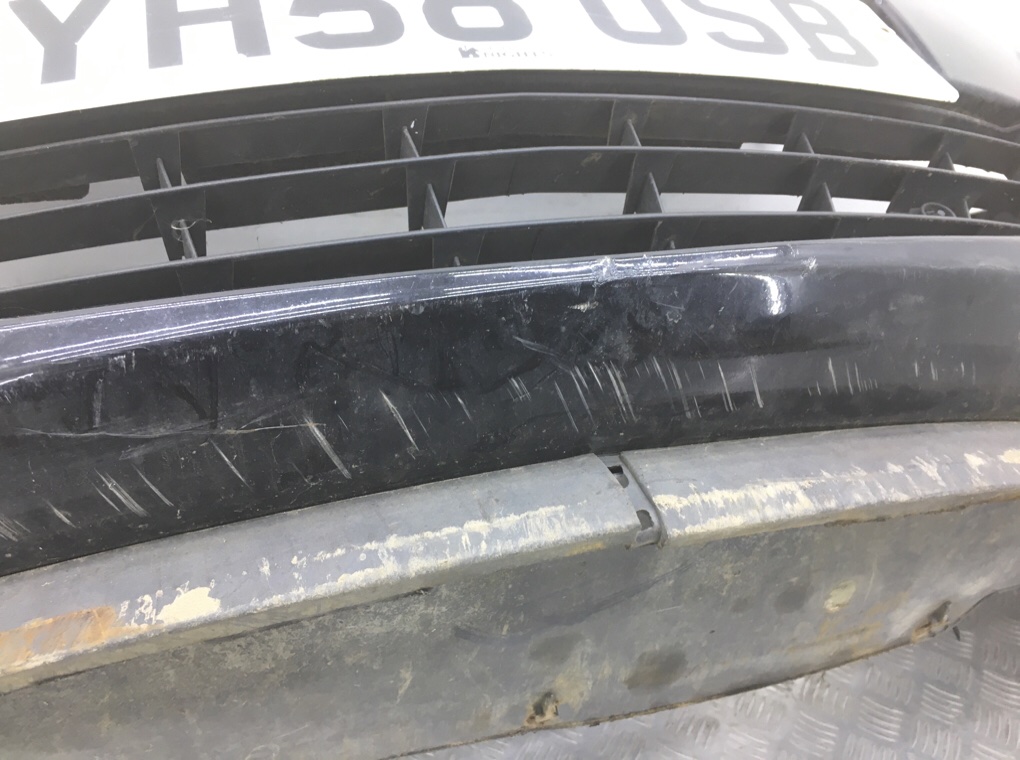 Бампер передний бу для Opel Corsa D 1.2 i,  2008 г.