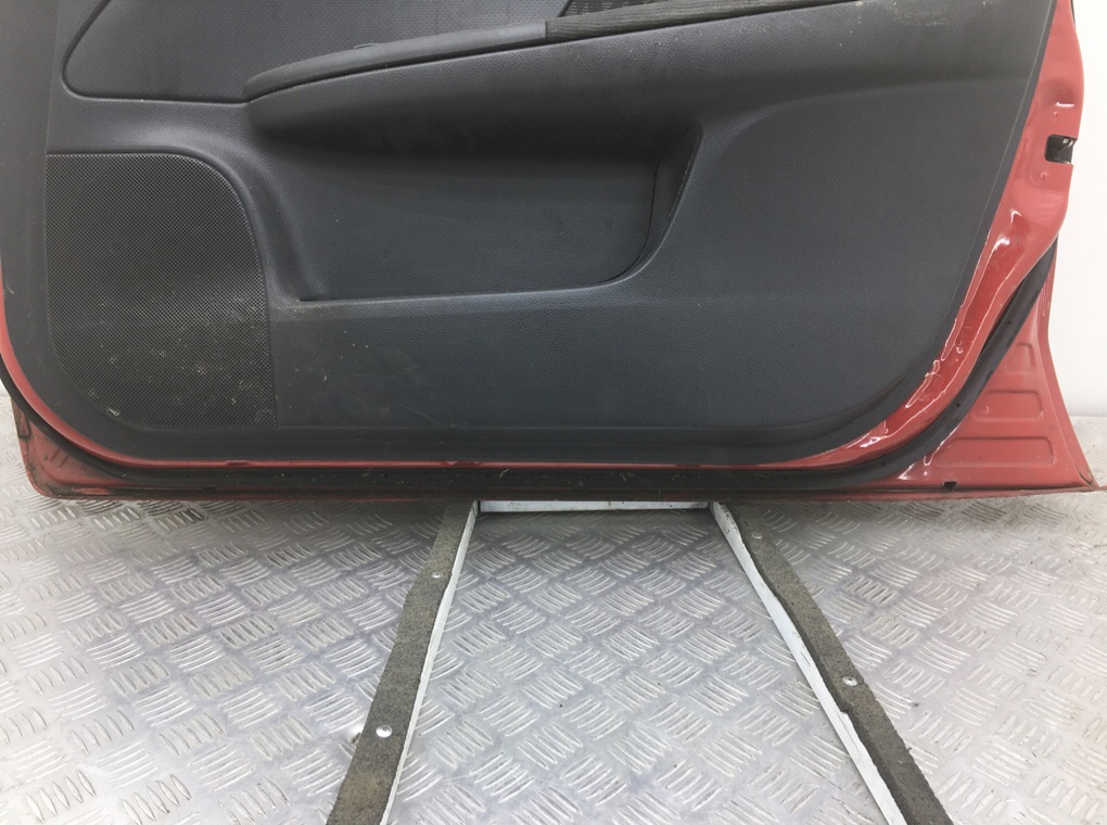 Дверь передняя правая бу для Nissan Note E11 1.5 DCi,  2007 г.