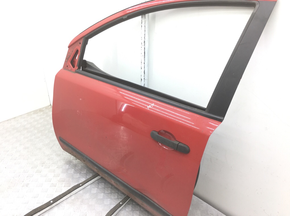 Дверь передняя левая бу для Nissan Note E11 1.5 DCi,  2007 г.