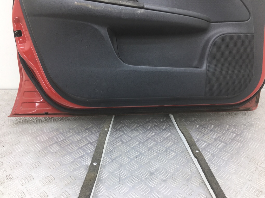 Дверь передняя левая бу для Nissan Note E11 1.5 DCi,  2007 г.