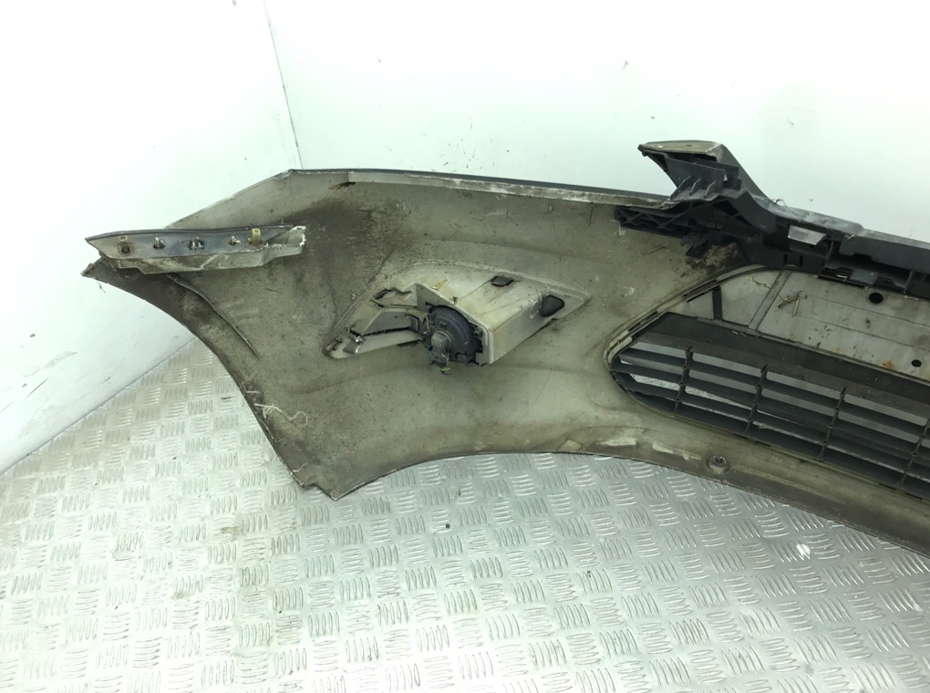 Бампер передний бу для Ford Focus 2 1.8 i,  2008 г.