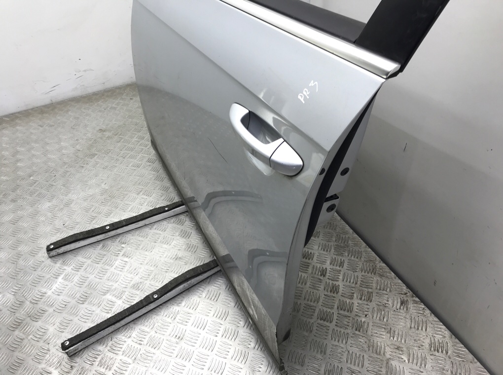 Дверь передняя левая бу для Volkswagen Passat B7 2.0 TDi,  2011 г.