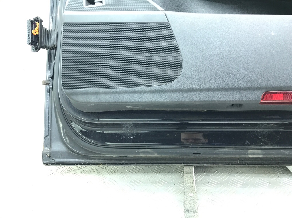 Дверь передняя правая бу для Volkswagen Passat B6 1.9 TDi,  2008 г.
