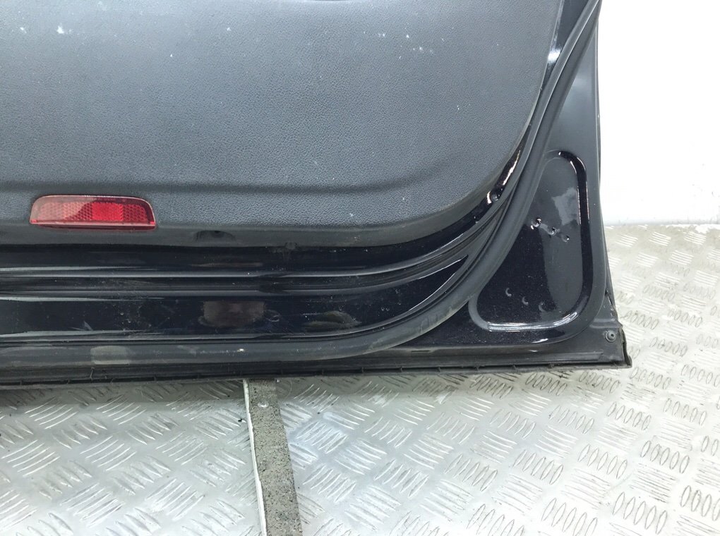 Дверь передняя правая бу для Volkswagen Passat B6 1.9 TDi,  2008 г.
