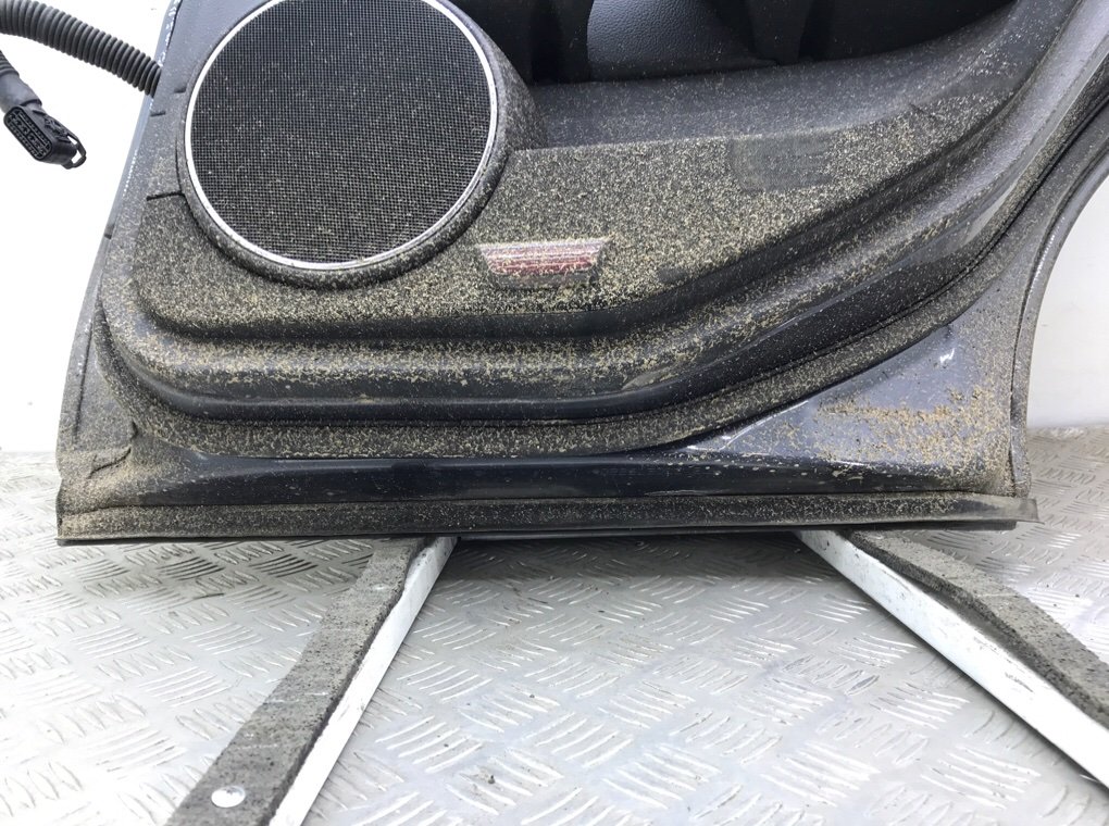 Дверь задняя правая бу для Mercedes C W204 3.0 CDI,  2009 г.