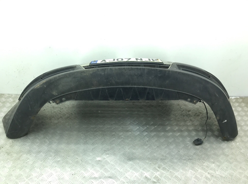 Бампер передний бу для Volkswagen Passat B6 2.0 TDi,  2007 г.