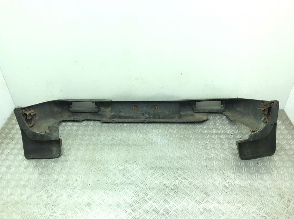 Бампер задний бу для Opel Monterey  3.2 i,  1997 г.