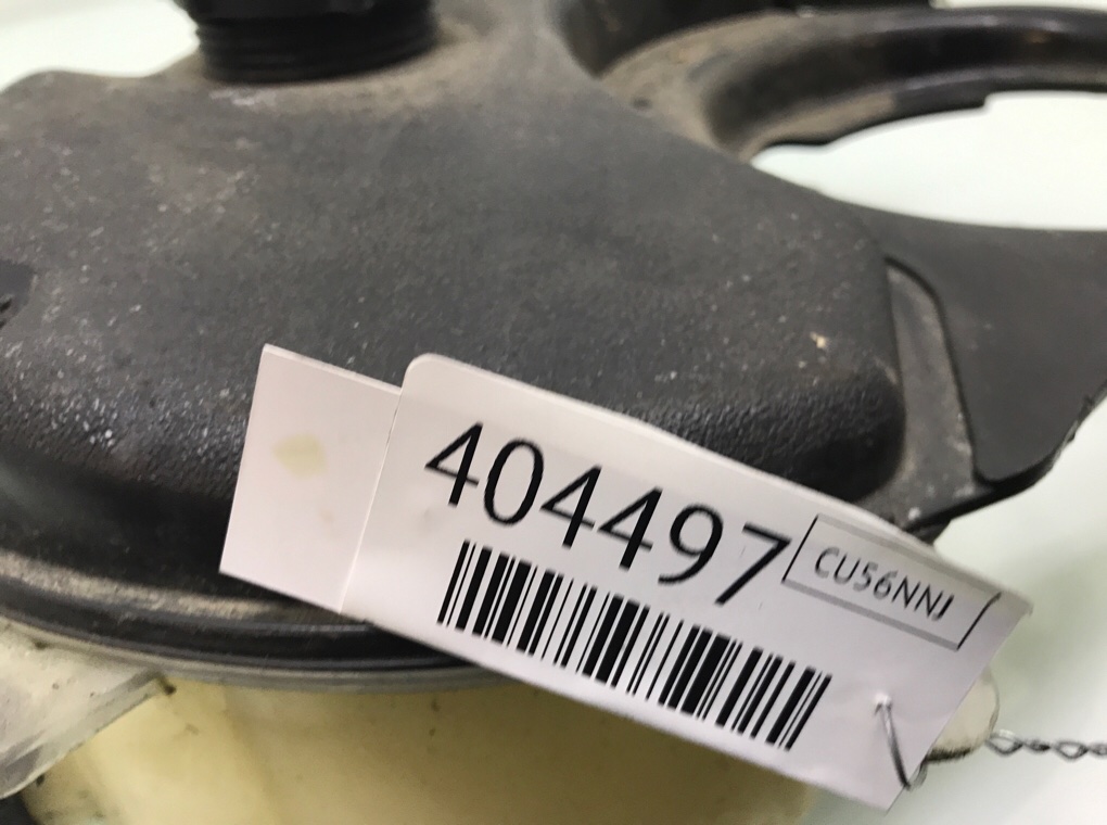 Бачок расширительный бу для Jaguar X-Type 2.0 TDCi, 2007 г. Бачок расширительный бу для Jaguar X-Type 2.0 TDCi, 2007 г.