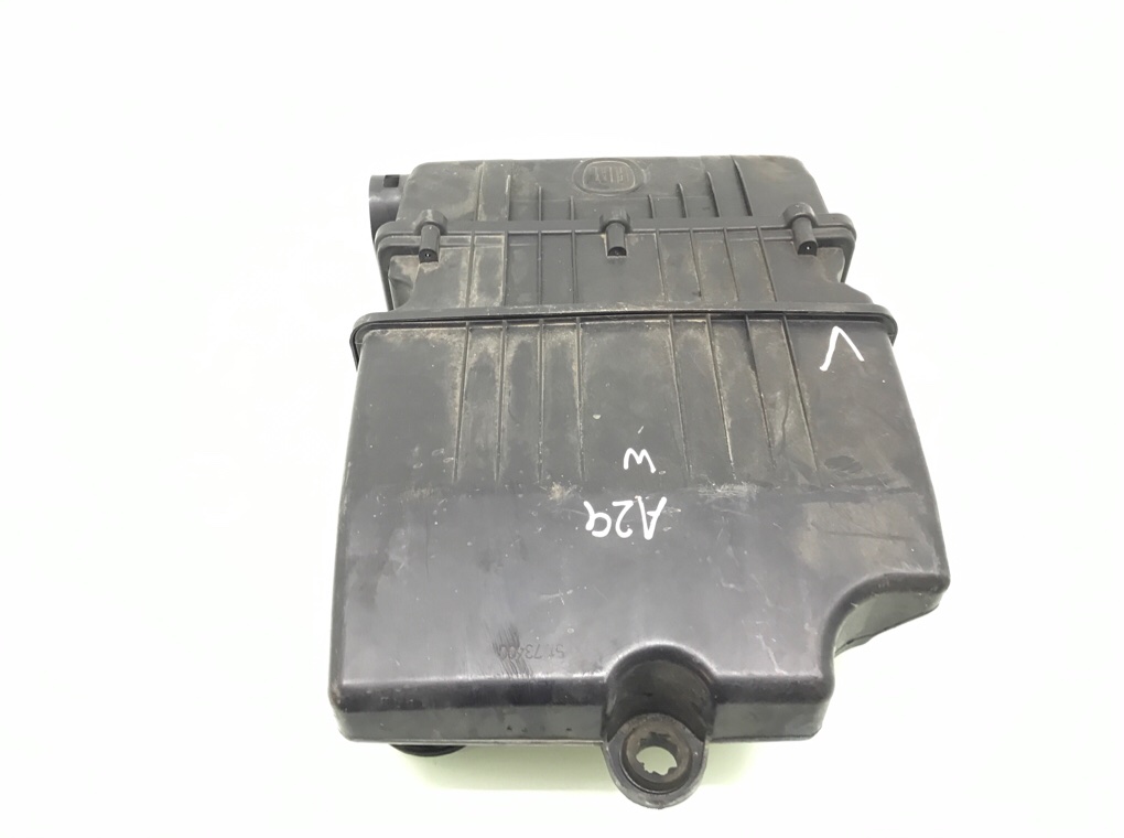 Корпус воздушного фильтра бу для Fiat 500  0.9 i,  2012 г.