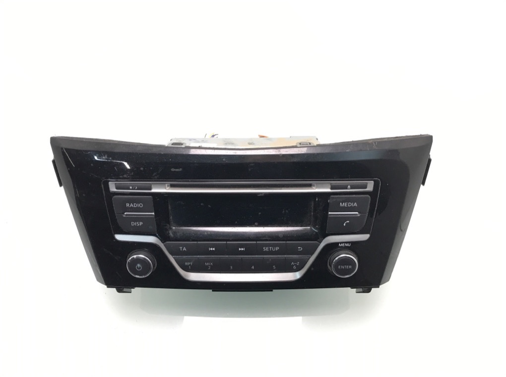 Магнитола бу для Nissan Qashqai 2 1.2 Ti, 2014 г.