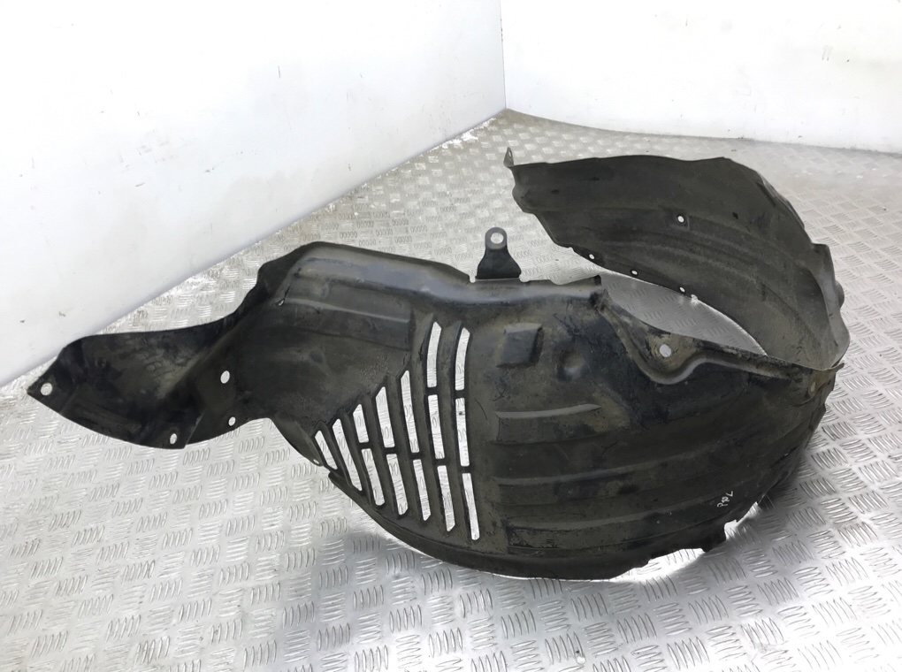 Защита арок передняя левая (подкрылок) бу для Mazda CX-7  2.2 CDTi,  2010 г.