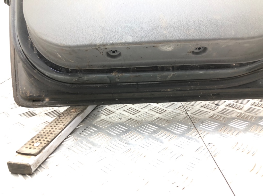 Дверь передняя правая бу для Ford Fiesta 5 1.3 i,  2003 г.