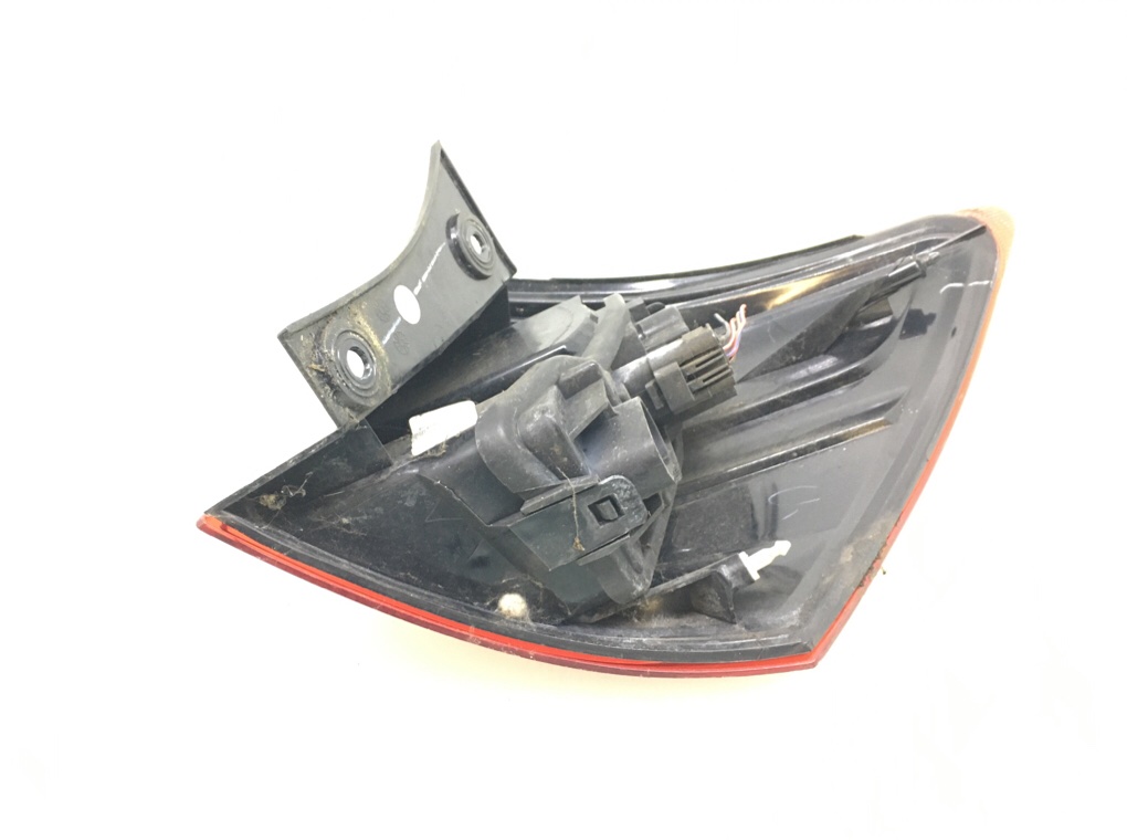 Фонарь задний левый бу для Nissan Qashqai  1.5 DCi,  2011 г.