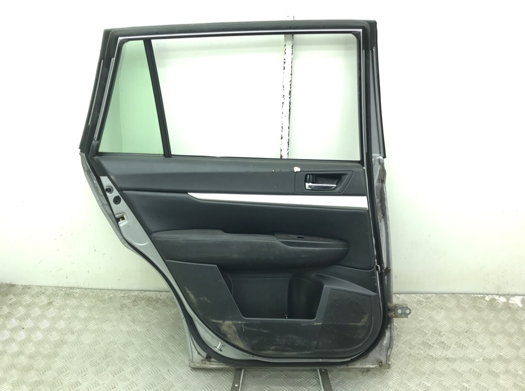 Дверь задняя левая бу для Subaru Outback  2.0 TD,  2011 г.