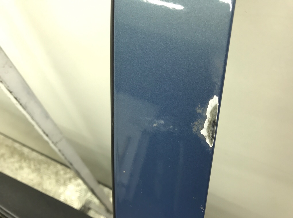 Дверь задняя правая бу для Opel Zafira B 1.6 i,  2007 г.