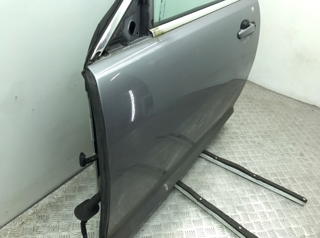 Дверь передняя левая бу для Jaguar XF  2.7 TD,  2008 г.