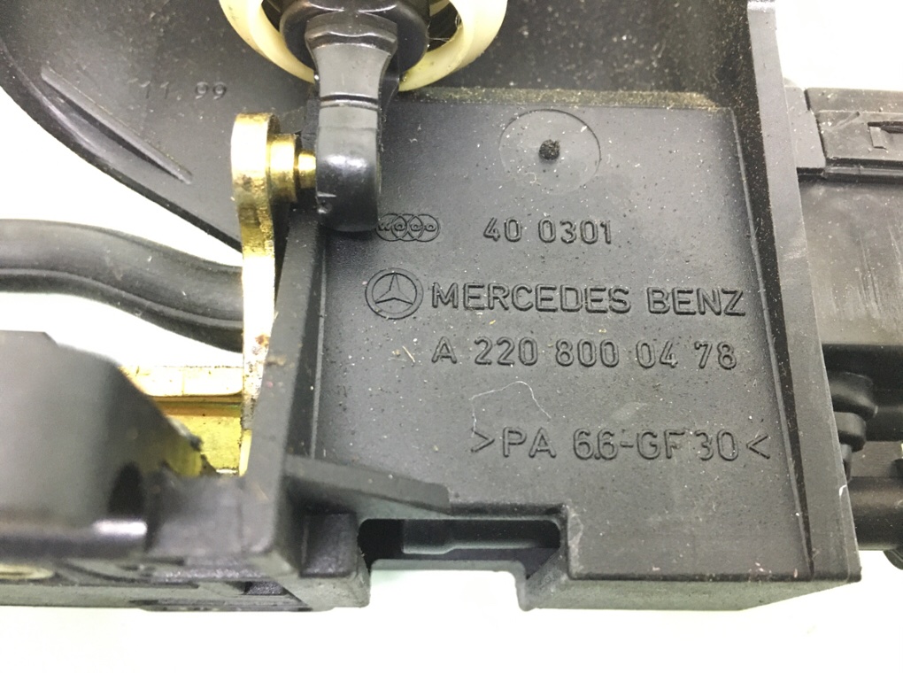 Замок багажника бу для Mercedes S W220 5.0 i,  1999 г.