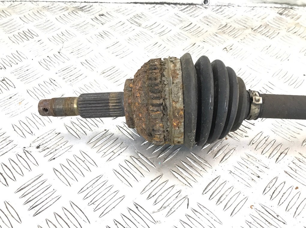 Полуось передняя правая (приводной вал, ШРУС) бу для Chrysler Grand Voyager 2.8 CRD, 2007 г. Полуось передняя правая (приводной вал, ШРУС) бу для Chrysler Grand Voyager 2.8 CRD, 2007 г.