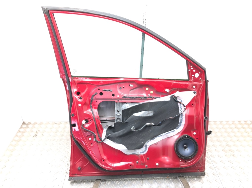 Дверь передняя левая бу для Honda CR-V  2.2 CTDi,  2007 г.