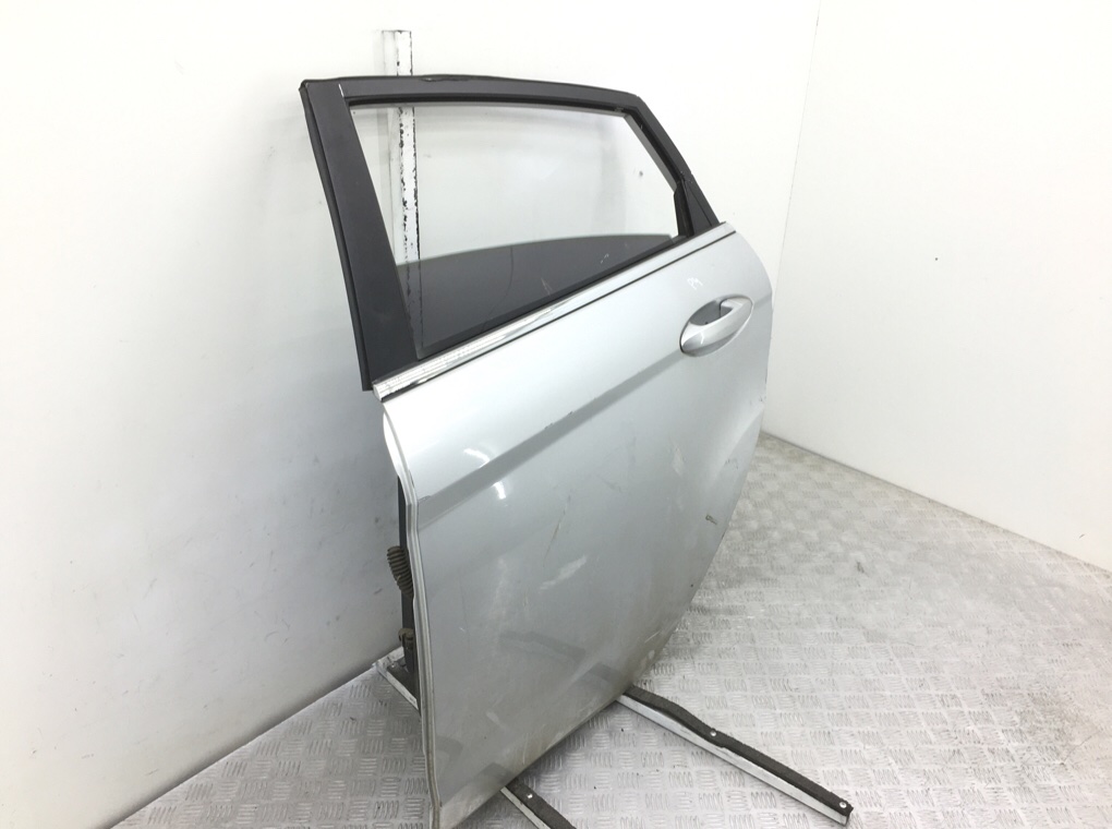 Дверь задняя левая бу для Ford Fiesta 6 1.4 TDCi,  2009 г.