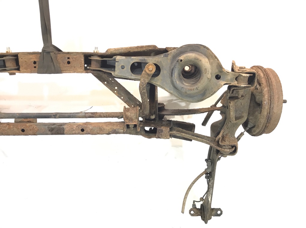 Балка подвески задняя бу для Ford Focus 1 1.6 i,  2004 г.