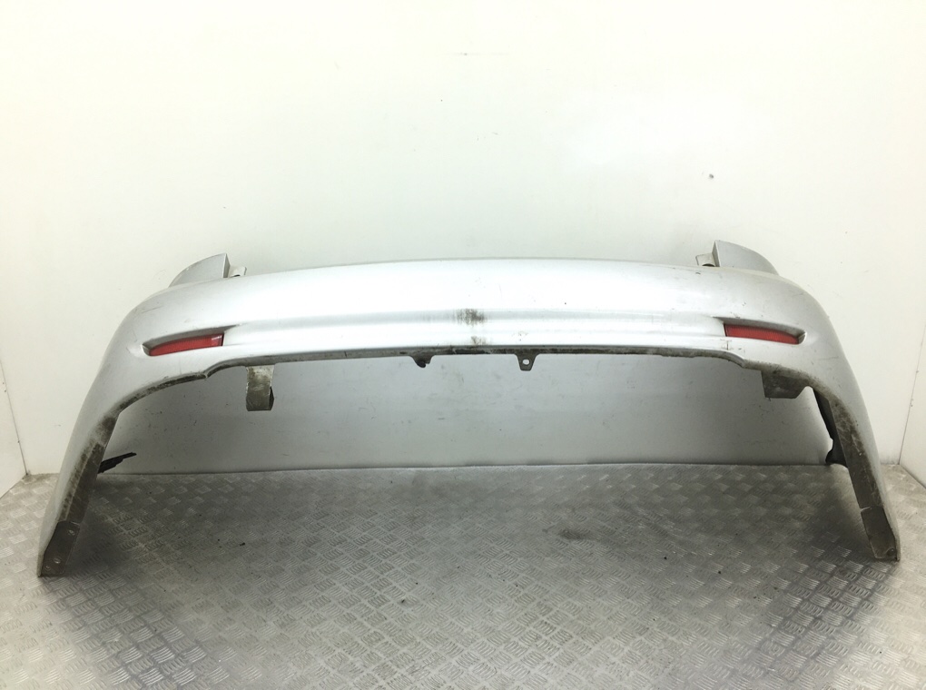 Бампер задний бу для Toyota Avensis 3 2.0 D-4D, 2008 г. Бампер задний бу для Toyota Avensis 3 2.0 D-4D, 2008 г.