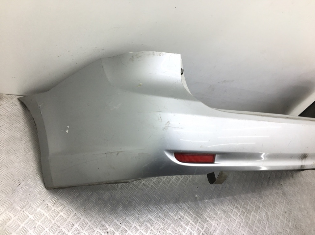 Бампер задний бу для Toyota Avensis 3 2.0 D-4D, 2008 г. Бампер задний бу для Toyota Avensis 3 2.0 D-4D, 2008 г.