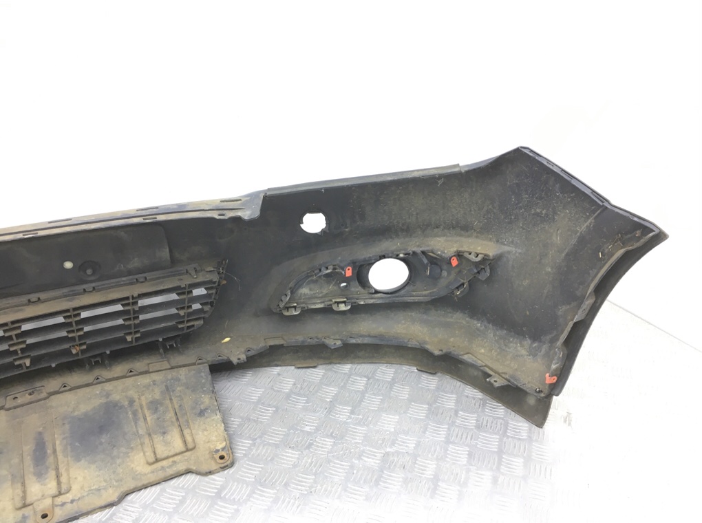 Бампер передний бу для Opel Astra H 1.6 i,  2009 г.