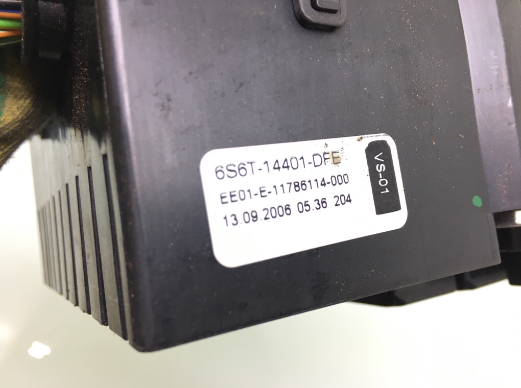 Блок предохранителей бу для Ford Fiesta 5 1.4 i,  2006 г.
