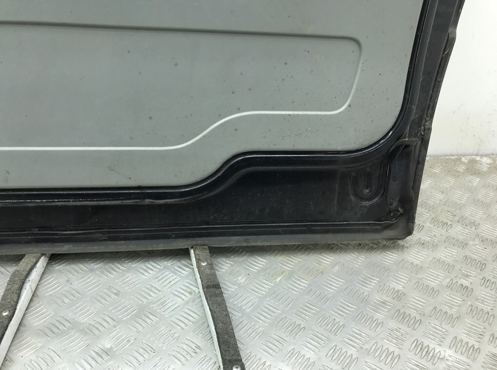 Дверь сдвижная правая бу для Renault Trafic  2.0 DCi,  2008 г.