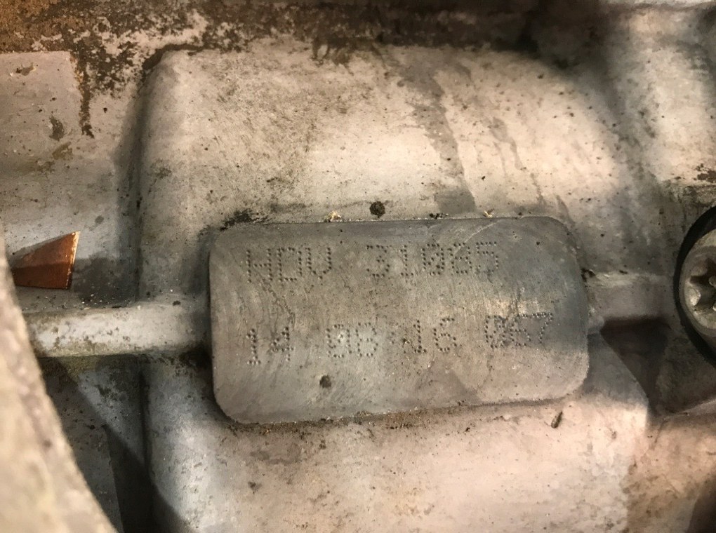 КПП механическая (МКПП) бу для Volkswagen Golf 5 2.0 TDi,  2005 г. HDV