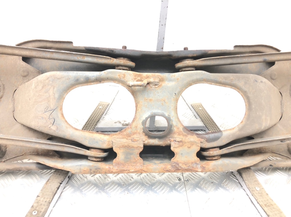 Балка подвески задняя бу для Ford Mondeo 3 2.0 i,  2005 г.