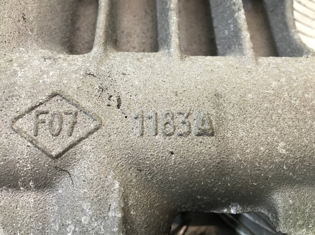 Коллектор впускной бу для Renault Grand Scenic 1.9 DCi, 2007 г. Коллектор впускной бу для Renault Grand Scenic 1.9 DCi, 2007 г.