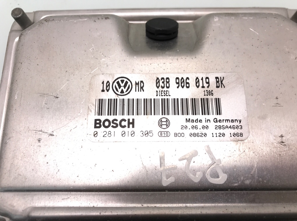 Блок управления двигателем бу для Volkswagen Passat B5 1.9 TDI,  2000 г.