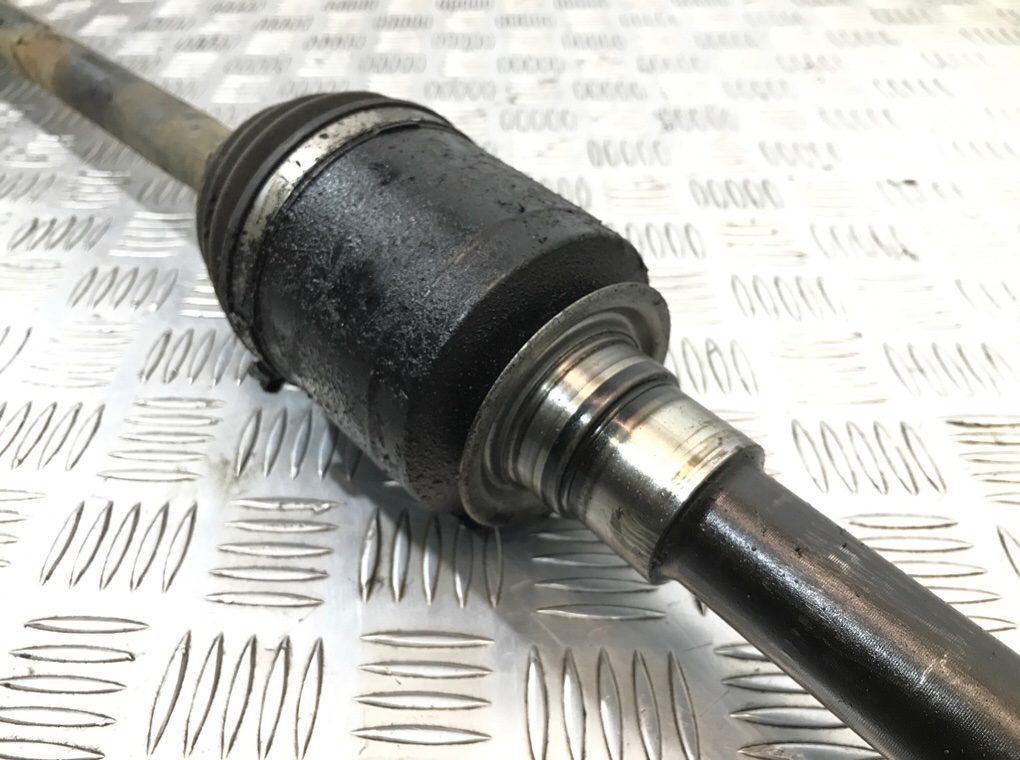 Полуось передняя правая (приводной вал, ШРУС) бу для Mercedes ML W164 3.0 CDi,  2005 г.