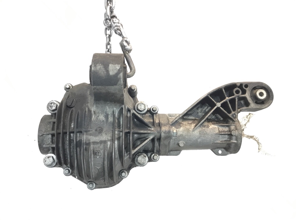 Редуктор переднего моста бу для Mercedes ML W164 3.0 CDi, 2005 г. Редуктор переднего моста бу для Mercedes ML W164 3.0 CDi, 2005 г.