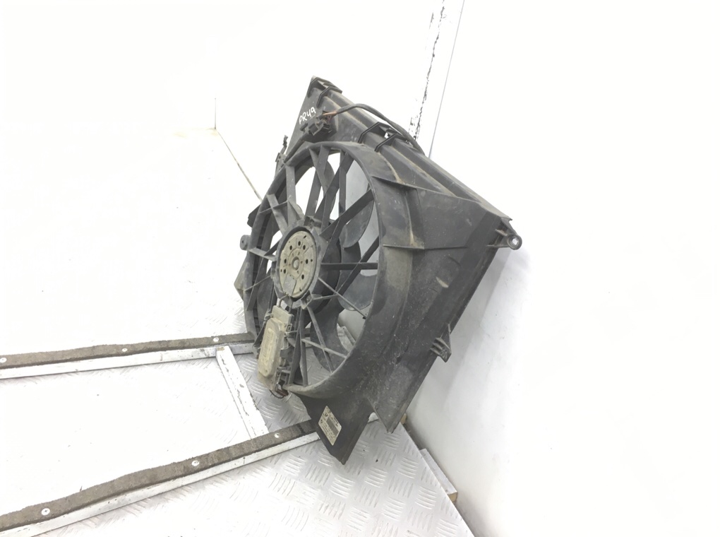 Вентилятор радиатора бу для BMW 1 E87/E81/E82/E88 2.0 TD, 2007 г. Вентилятор радиатора бу для BMW 1 E87/E81/E82/E88 2.0 TD, 2007 г.