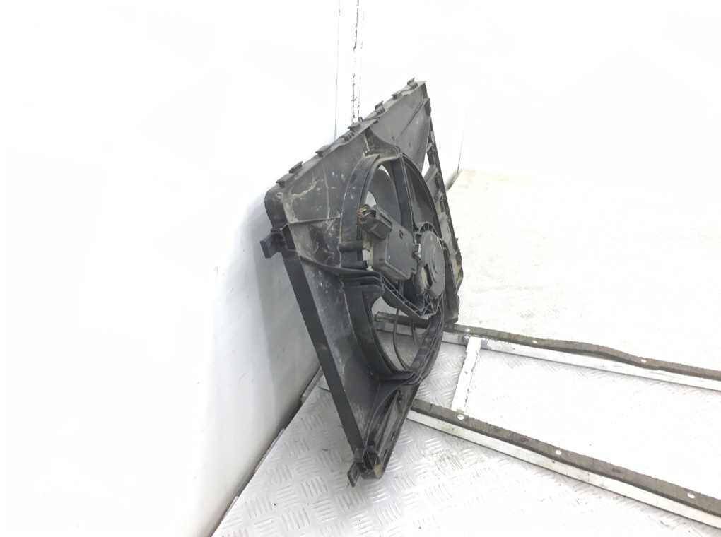 Вентилятор радиатора бу для Ford Mondeo 4 2.0 TDCi, 2014 г. Вентилятор радиатора бу для Ford Mondeo 4 2.0 TDCi, 2014 г.