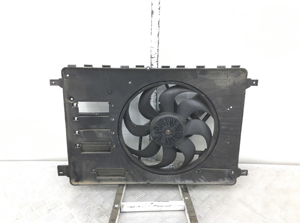 Вентилятор радиатора бу для Ford Mondeo 4 2.0 TDCi, 2014 г. Вентилятор радиатора бу для Ford Mondeo 4 2.0 TDCi, 2014 г.