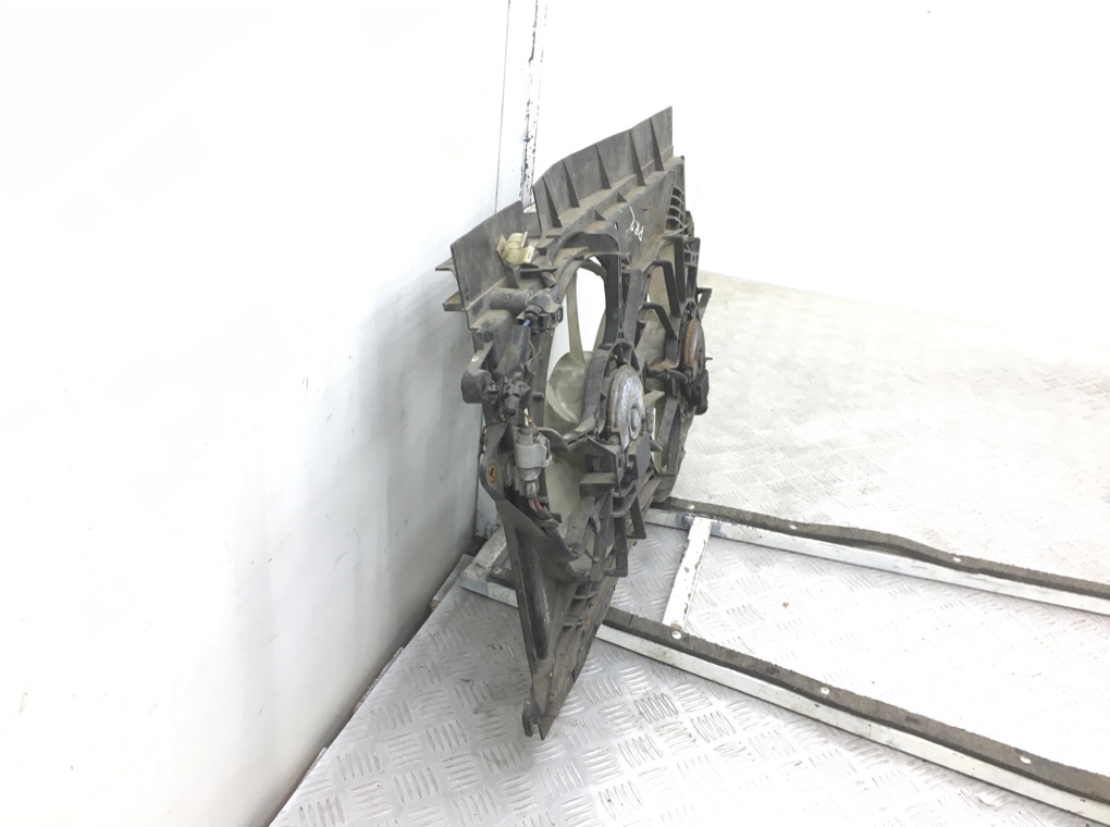 Вентилятор радиатора бу для Toyota Verso 1.6 TD, 2014 г. Вентилятор радиатора бу для Toyota Verso 1.6 TD, 2014 г.