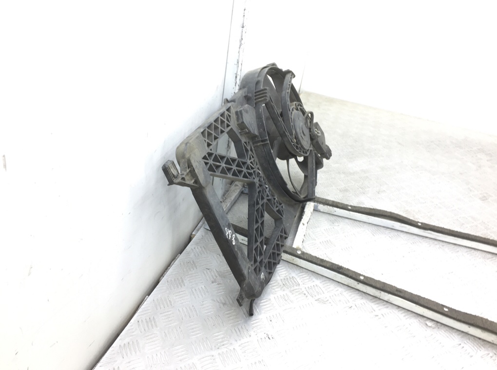 Вентилятор радиатора бу для Ford Transit  2.2 TDCi,  2010 г.