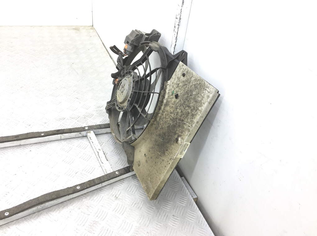 Вентилятор радиатора бу для Citroen C3 Picasso 1.6 HDi, 2012 г. Вентилятор радиатора бу для Citroen C3 Picasso 1.6 HDi, 2012 г.