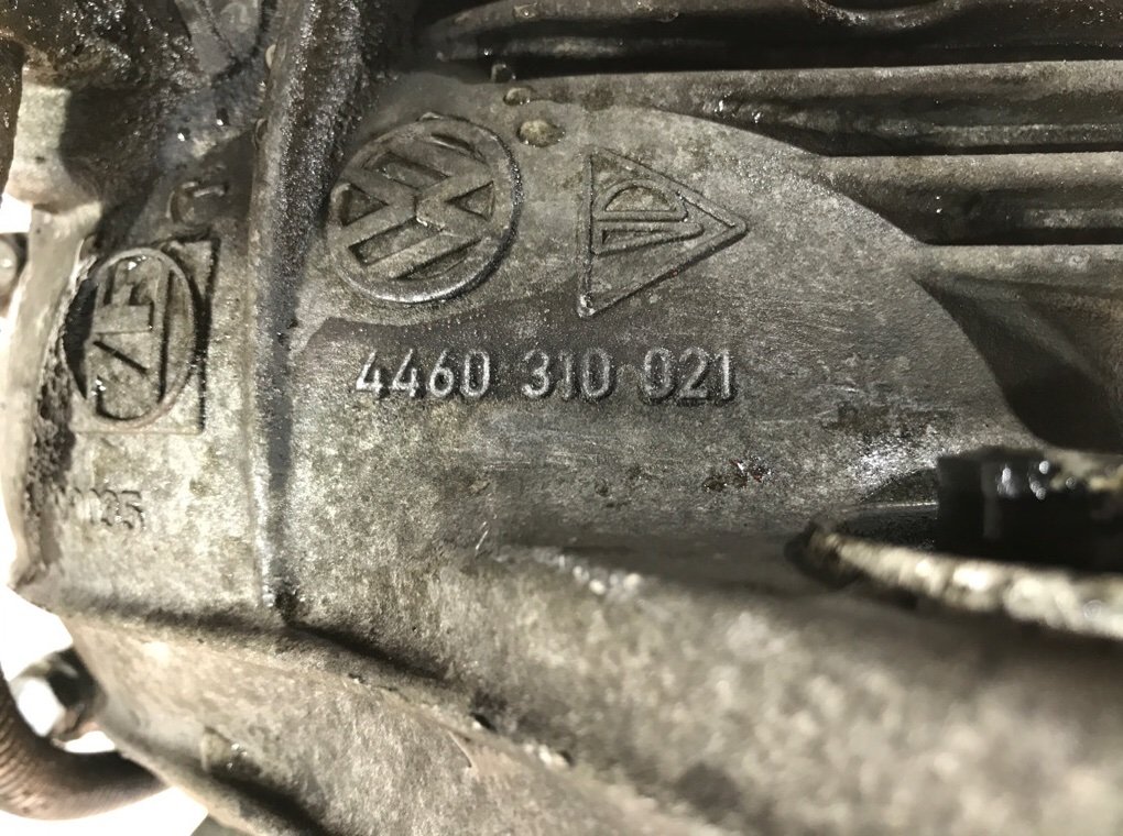Редуктор переднего моста бу для Volkswagen Touareg  3.0 TDi,  2006 г.