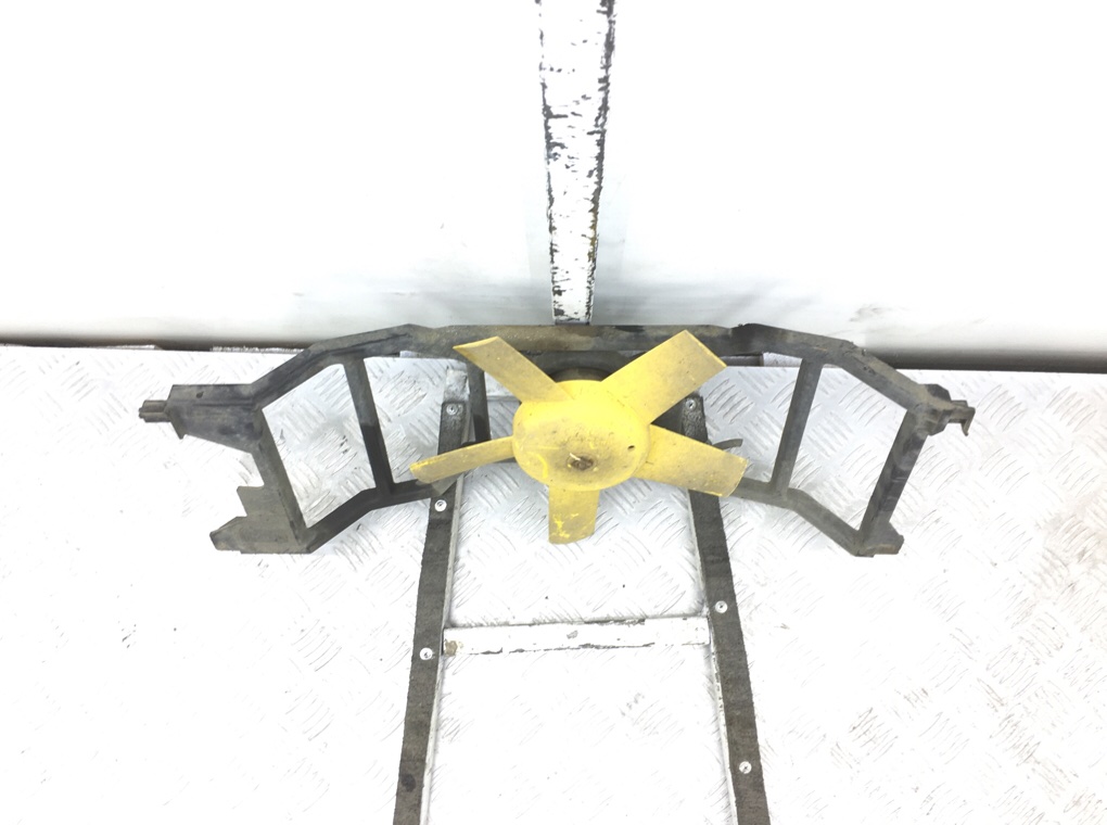 Вентилятор радиатора бу для Ford Fiesta 5 1.3 i,  2005 г.